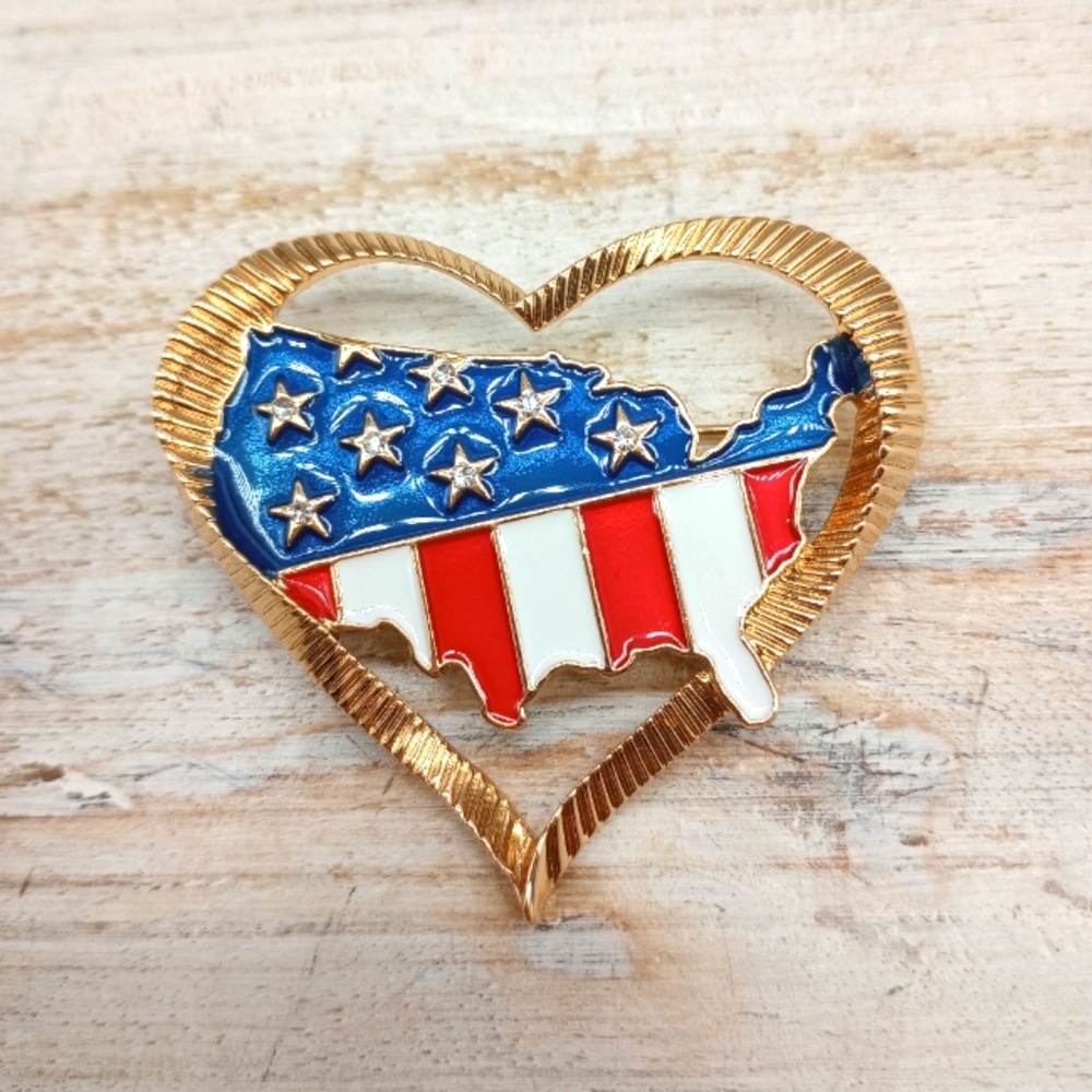 Anne Klein Happy Love America Pin